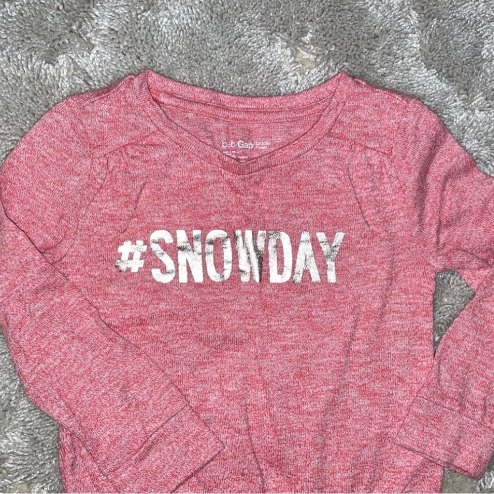 BabyGAP 2T toddler sweater #SNOWDAY